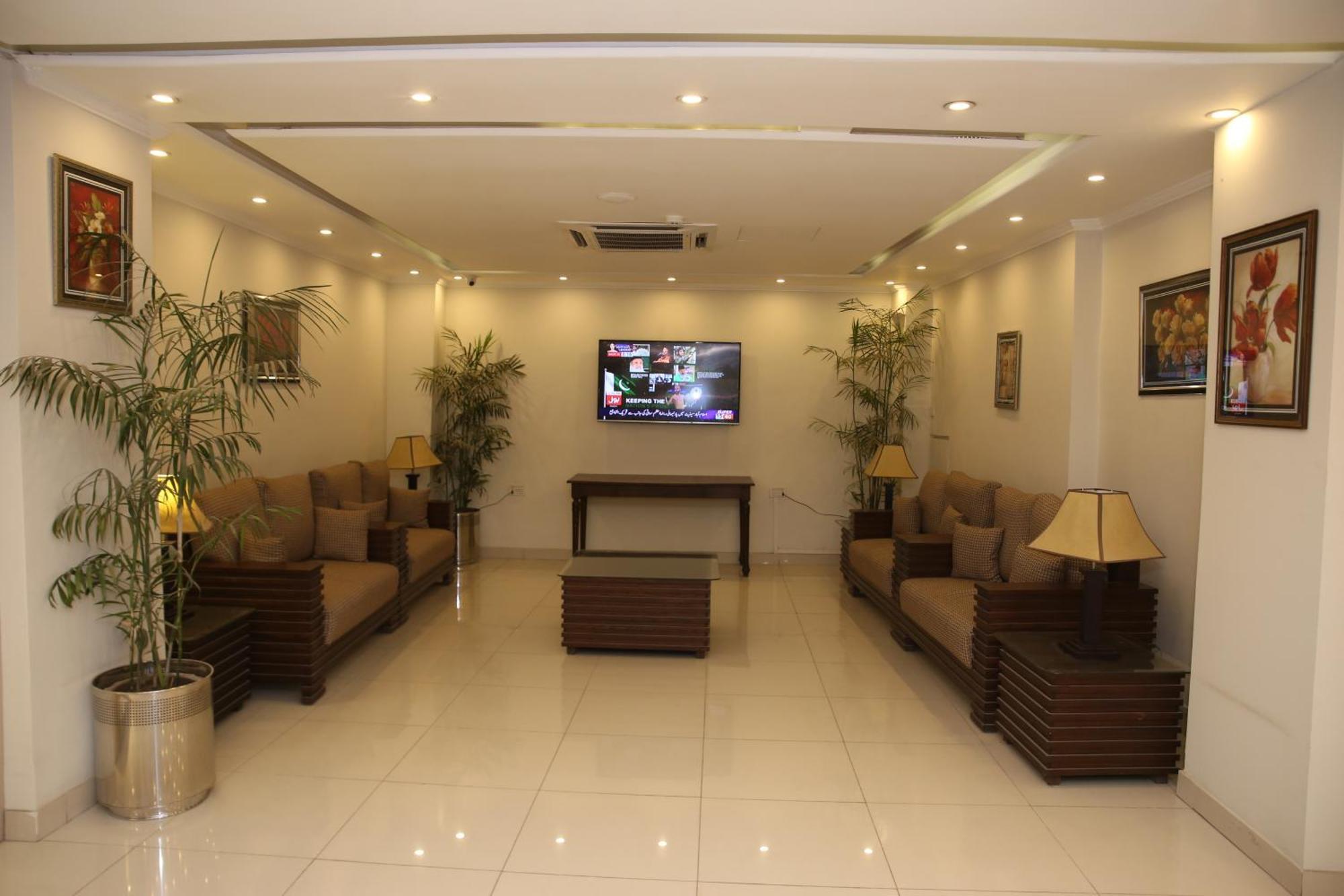 Fort Continental Hotel Peshawar Exterior foto