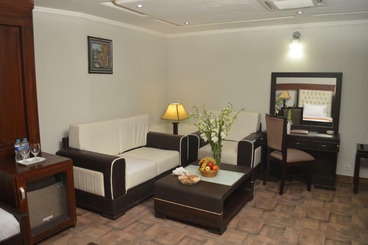Fort Continental Hotel Peshawar Exterior foto