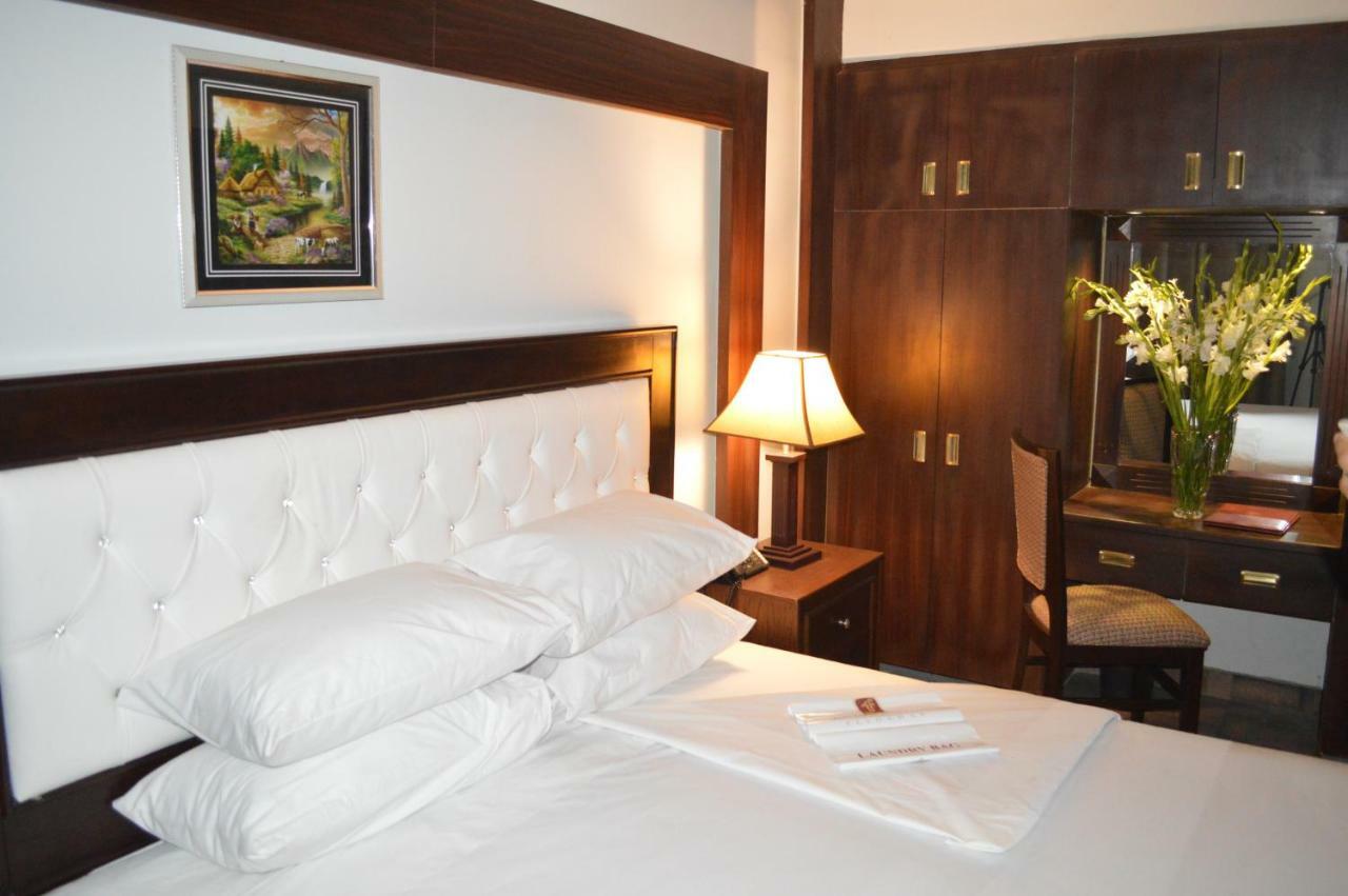 Fort Continental Hotel Peshawar Exterior foto